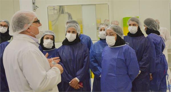 Iranian elites and scientific talents visit Soha Pharmaceutical Co., Helal Iran Medical Devices Co.