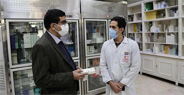 بازدید مدیرعامل سازمان تدارکات پزشکی از داروخانه مرکزی شماره 2( تهرانپارس)