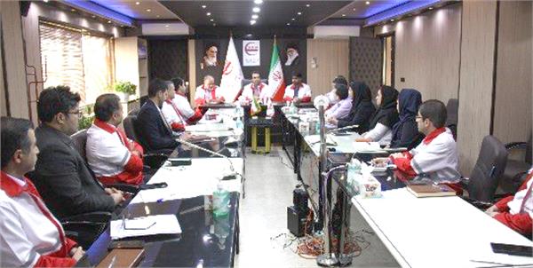 تأکید بر رشد تولید و گسترش محصولات در جلسه شورای مدیران شرکت تجهیزات پزشکی هلال ایران