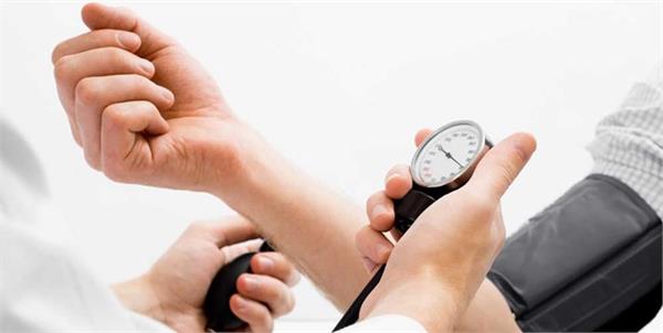 افراد دارای فشار خون چه نمکی مصرف کنند؟