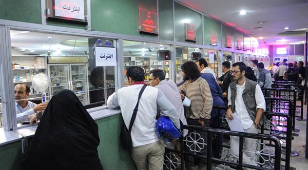 پایان سرگردانی بیماران با ادغام داروخانه‌های تک ‌نسخه‌ای و مرکزی هلال‌احمر