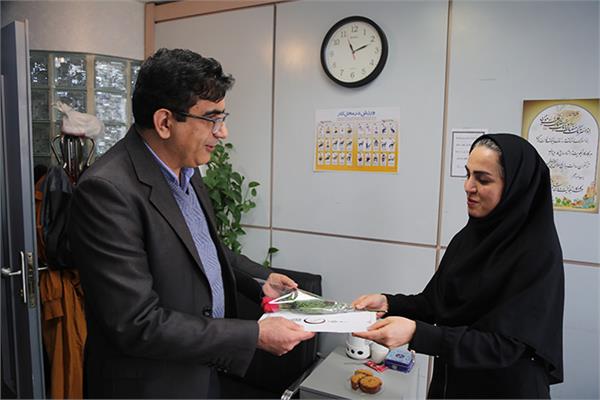 تجلیل از بانوان سازمان تدارکات پزشکی به مناسبت گرامیداشت مقام زن 9
