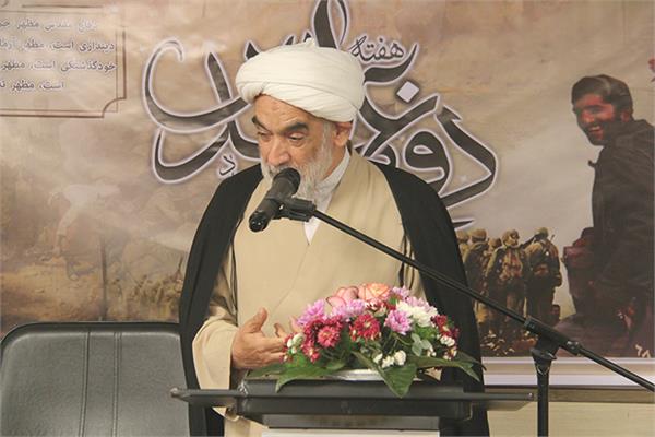 تجلیل از ایثارگران  سازمان تدارکات پزشکی با حضور آیت الله دکتر محسن قمی عضو محترم مجلس خبرگان رهبری 7