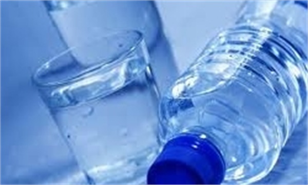 پیشگیری از سرطان با نوشیدن منظم آب در تابستان