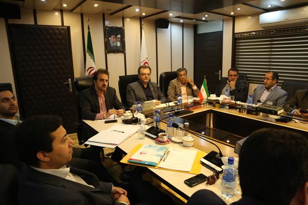 مدیرعامل سازمان تدارکات پزشکی هلال احمر؛ تأمین و عرضه داروهای خاص و تک نسخه ای در داروخانه جزیره کیش / استفاده از ظرفیت های موجود شرکت های تابعه برای افزایش تولیدات دارویی و تجهیزات پزشکی