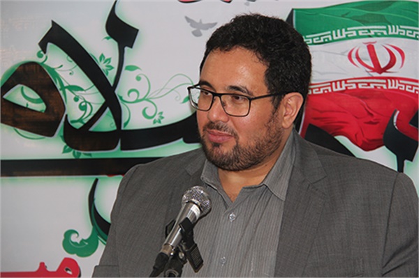 دکتر عبدوس مدیرعامل سازمان تدارکات پزشکی؛ رفتار حرفه ای در کار موجب رشد مجموعه خواهد شد.