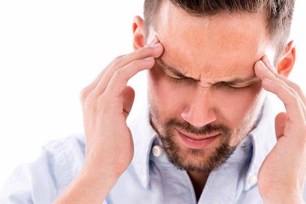 کمبود ویتامین‌های B۳ و B۱۲ خطر ابتلا به میگرن را افزایش می‌دهد