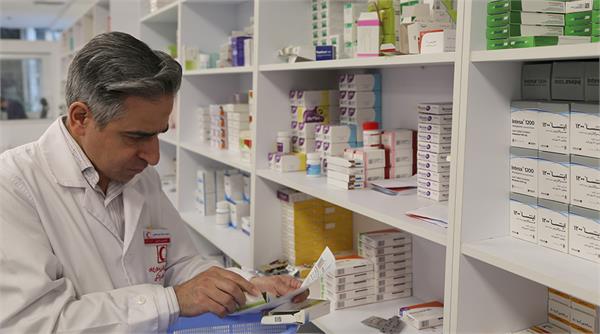فعالیت شبانه روزی داروخانه مرکزی هلال‌احمر در تعطیلات نوروز/ داروخانه مرکزی شبانه روزی هلال احمر در ۳۰ اسفند ماه ۱۴۰۳  به دلیل انبارگردانی تعطیل می باشد