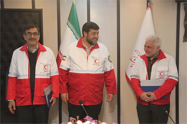 آئین معارفه سرپرست جدید سازمان تدارکات پزشکی با حضور ریاست محترم جمعیت، معاونین و مدیران عامل برگزار شد.