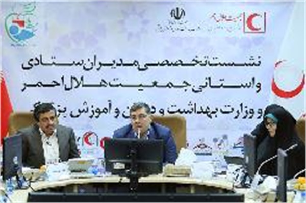 کار داوطلبانه در هلال احمر نهادینه شده است