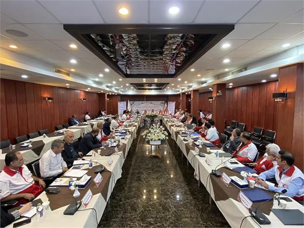 برگزاری نشست هم افزایی مدیران عامل جمعیت های هلال احمر استان ها 10