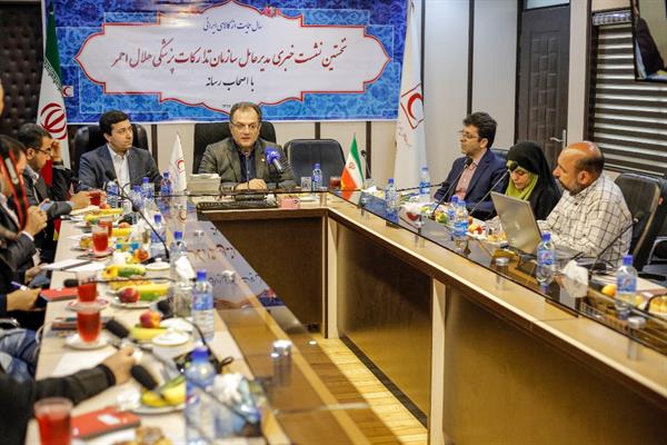 مدیرعامل سازمان تدارکات پزشکی جمعیت هلال‌احمر اعلام کرد:  تقویت داروخانه کیش به‌منظور واردات داروهای موردی بیماران خاص/ تامین ذخیره استراتژیک داروهای مورد نیاز کشور به دستور رئیس جمعیت هلال‌احمر