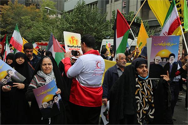 راهپیمایی 13 آبان 12