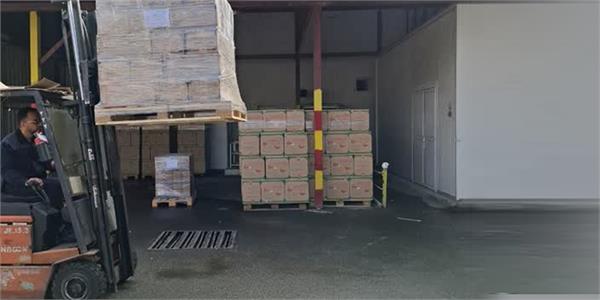 The First Shipment of Red Crescent Medical Devices Exported to Africa: Competing with Major Asian Brands