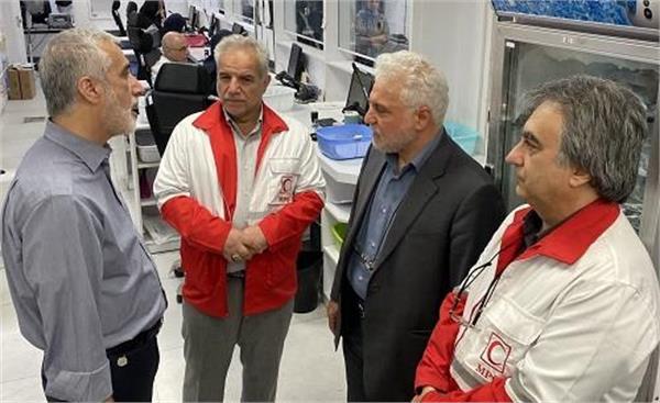 بازدید رئیس و مدیران کل سازمان غذا و داروی کشور از داروخانه مرکزی هلال احمر