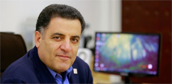 رئیس هلال احمر در گفت‌وگو با تسنیم تشریح کرد:  افراطی‌گری فضای مجازی درمان کاملی ندارد/ نسخه ایران برای جهان خشن