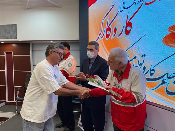 دومین نشست صمیمانه مدیرعامل با پرسنل 6