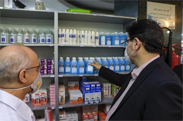 حضور سرپرست جمعیت هلال احمر در داروخانه مرکزی هلال احمر و سازمان تدارکات پزشکی