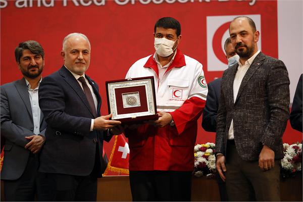 مراسم گرامیداشت یکصدمین سالروز تاسیس جمعیت هلال احمر ایران برگزار شد 16