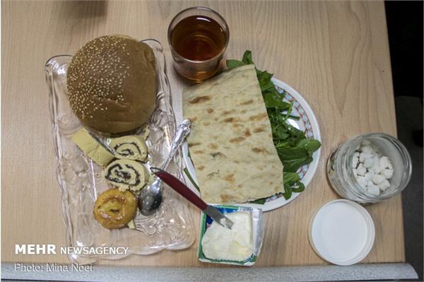 روش هایی برای کاهش عطش روزه داران/نوشیدنی های افطار